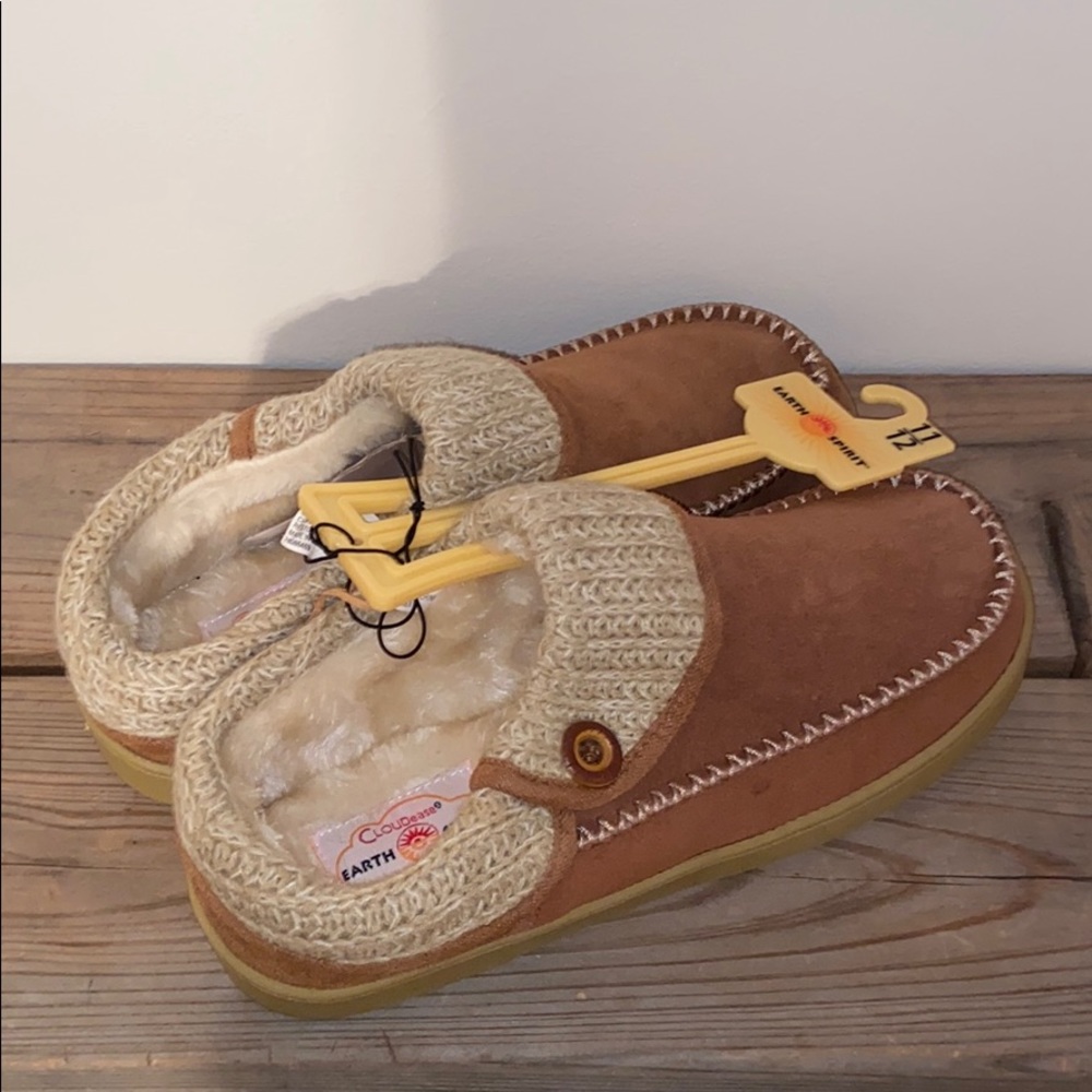 Earth Spirit Women’s Slippers
